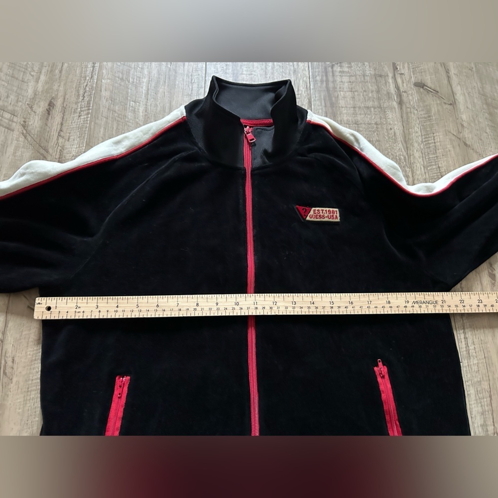 Vintage Guess Black and Red Men's velour tracksuit Jacket retro OG streetwear - Picture 5 of 9
